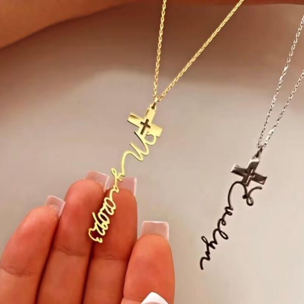 name pendant design